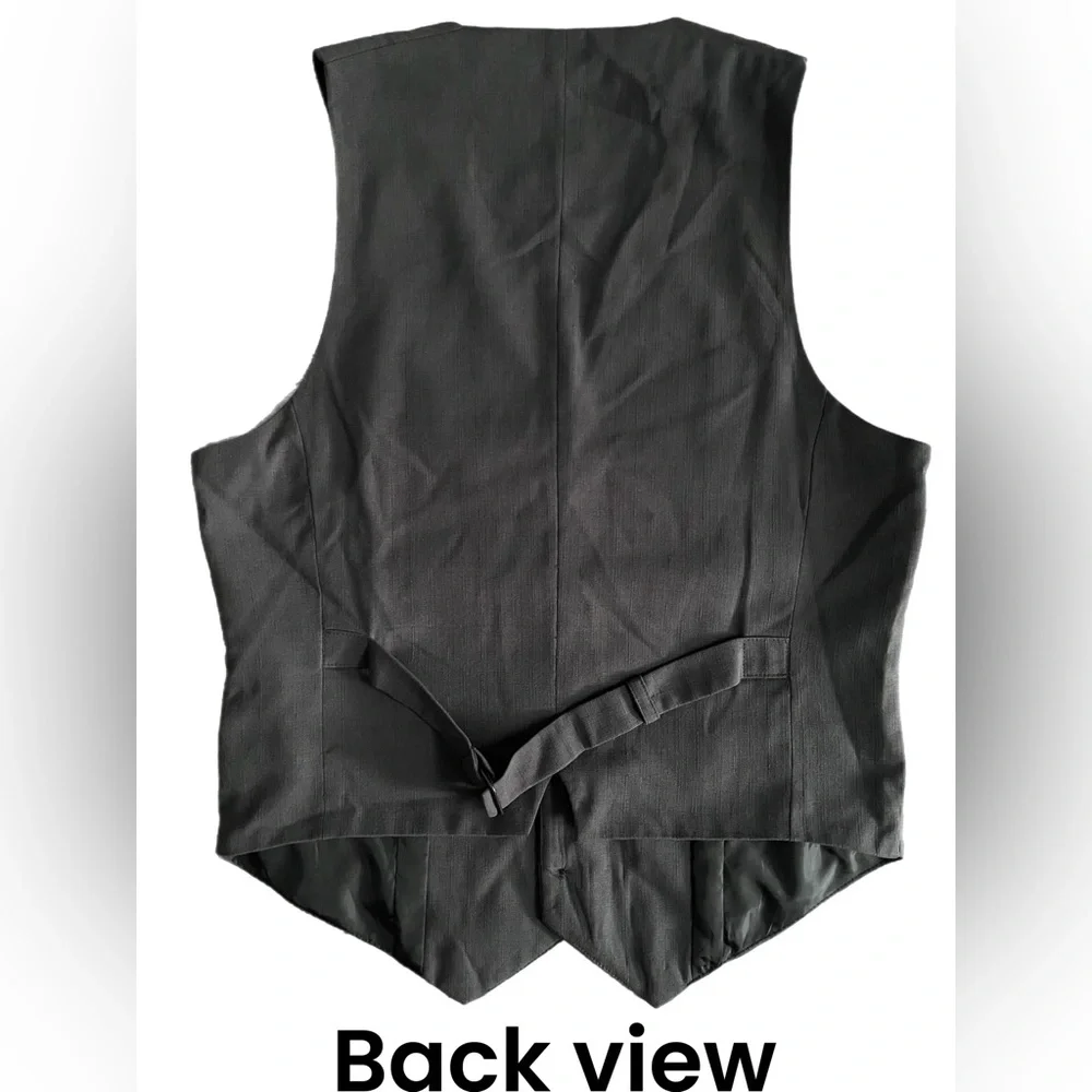 Apt 9 vest